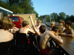 0DIA 1985 RAVA PUPS 1